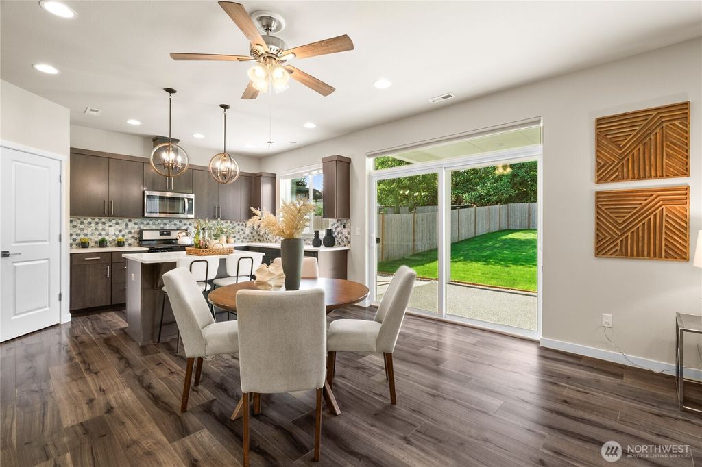 Photo of 5304 Fleming Street #B, Everett, WA 98203 (MLS # 2483220)