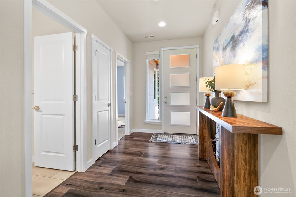 Photo of 5304 Fleming Street #B, Everett, WA 98203 (MLS # 2483220)