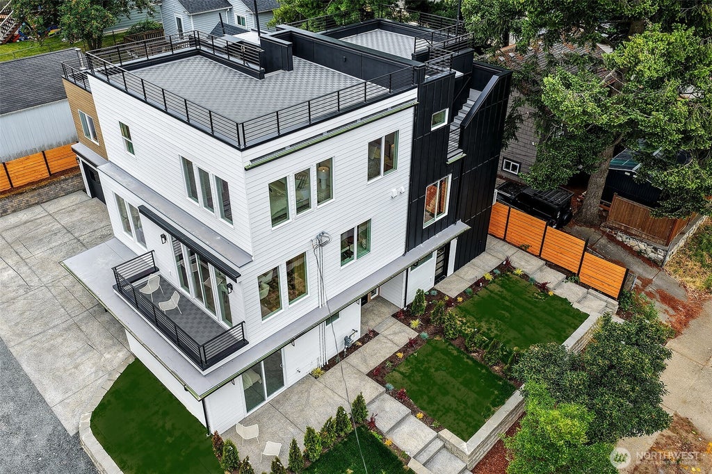 Photo of 9815 Linden Avenue N, Seattle, WA 98103 (MLS # 2548561)