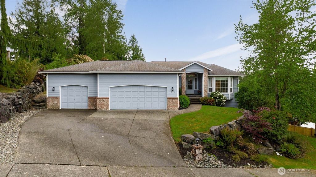Photo of 7212 78th Street NE, Marysville, WA 98270 (MLS # 2525520)