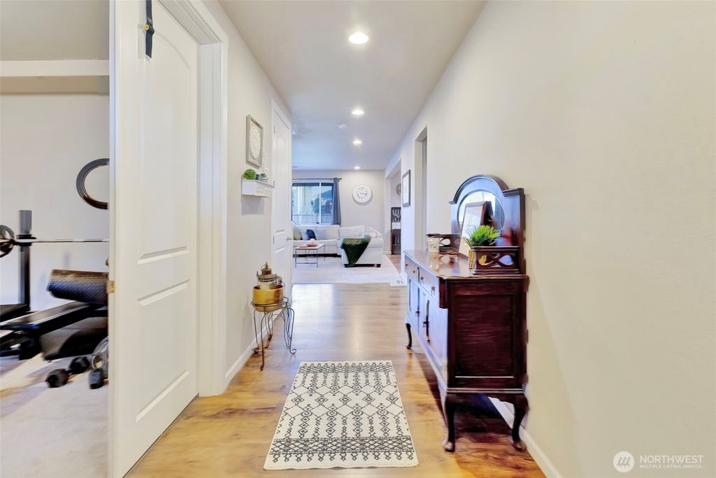 Photo of 210 Fielding Street Ct E, Orting, WA 98360 (MLS # 2491049)