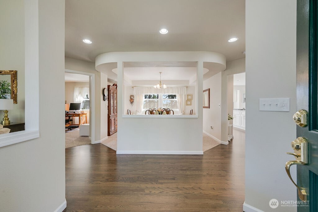 10615 Sirocco Circle NW