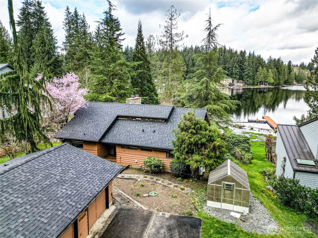 Photo of 3033 S Lake Crabapple Road, Marysville, WA 98271 (MLS # 2353557)