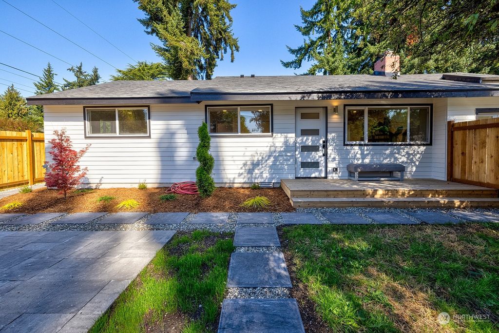 Photo of 13002 Sunnyside Avenue N, Seattle, WA 98133 (MLS # 2160837)