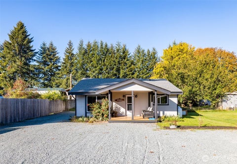 Photo of 31433 W 3rd Street, Lyman, WA 98263 (MLS # 2589147)