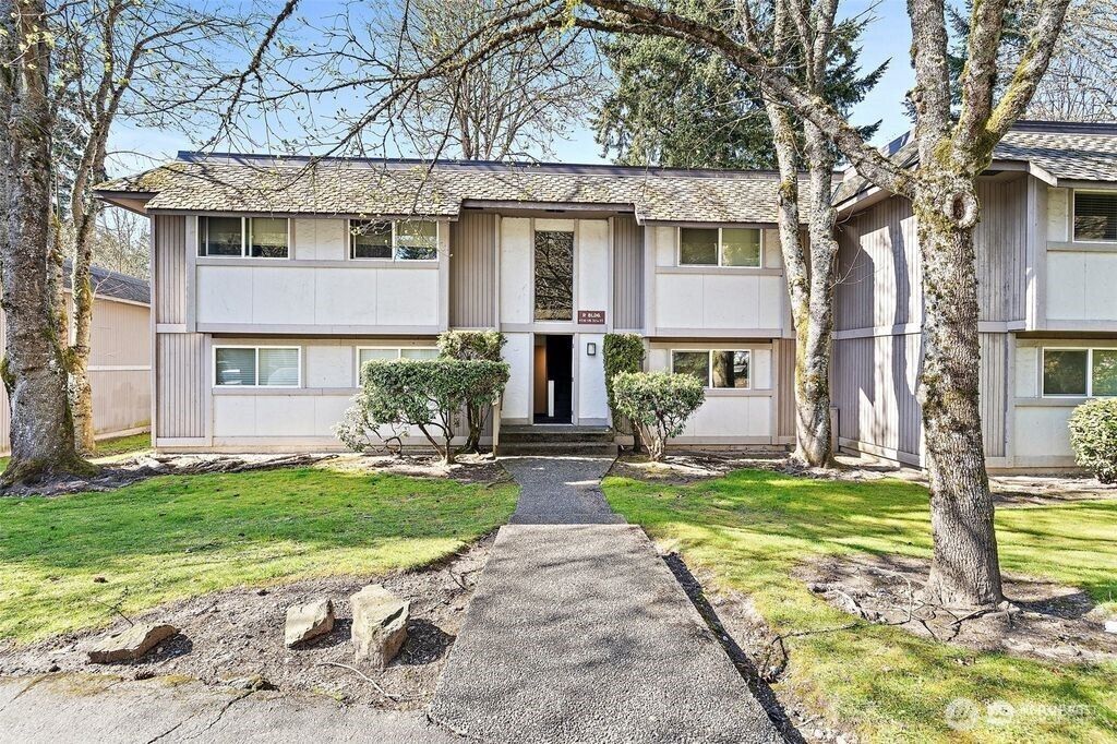 Photo of 4601 SW 320th Street #7, Federal Way, WA 98023 (MLS # 2361567)