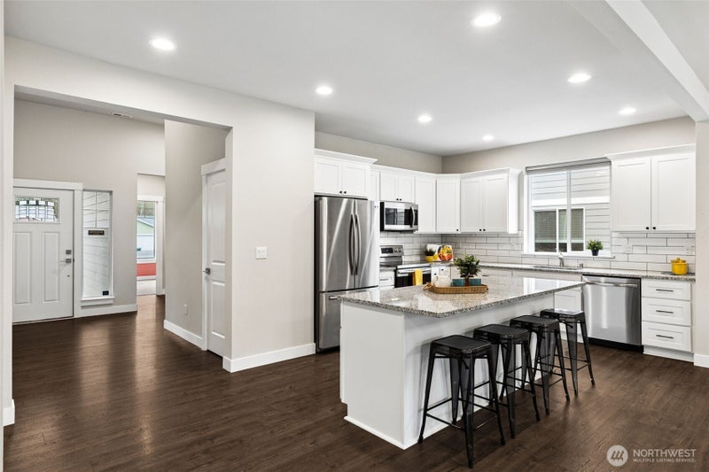 676 W Camas Court