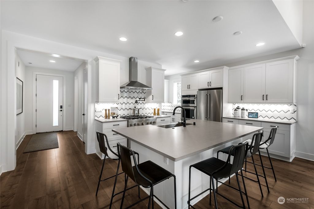 Photo of 12232 78th Place NE, Kirkland, WA 98034 (MLS # 2031968)
