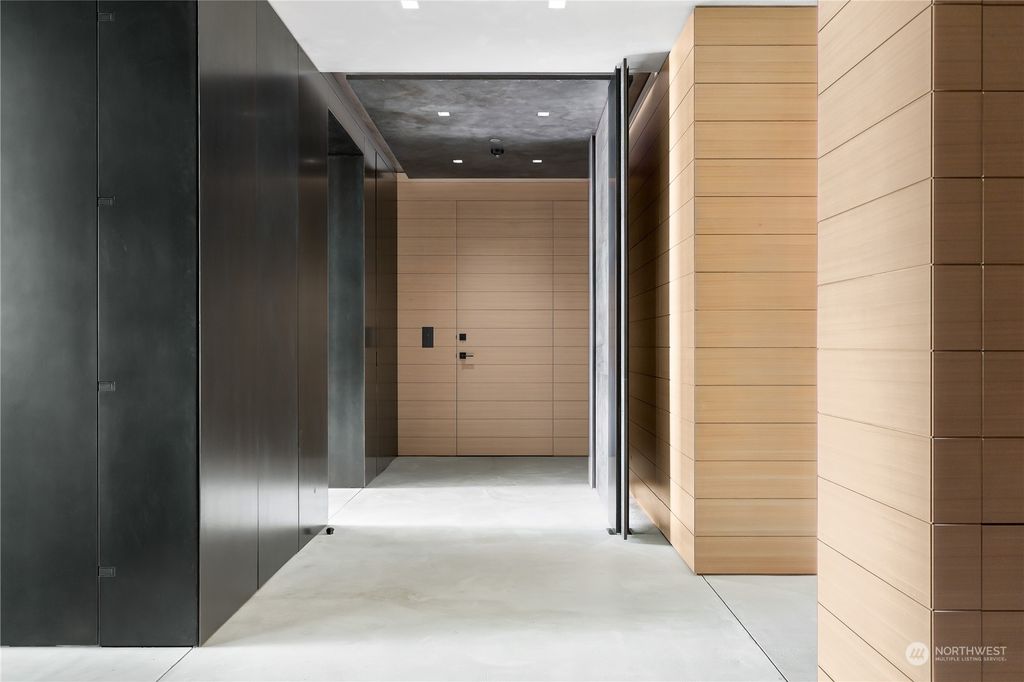 Photo of 5505 Lake Washington Boulevard NE #1-D, Kirkland, WA 98033 (MLS # 2315956)