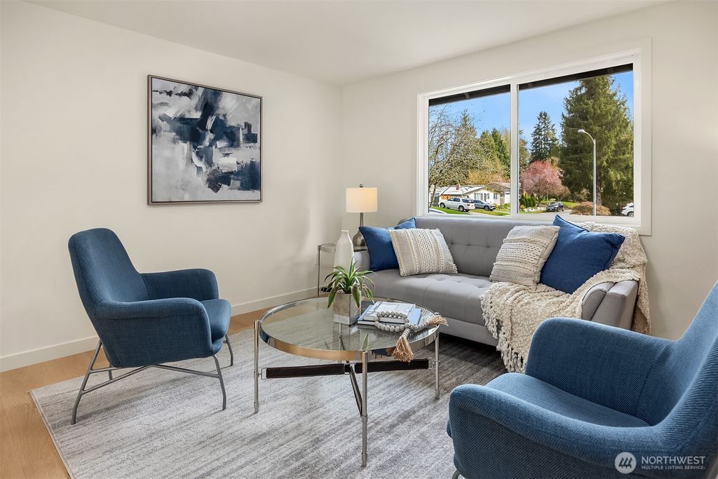 Photo of 14205 77th Avenue NE, Kirkland, WA 98034 (MLS # 2500965)