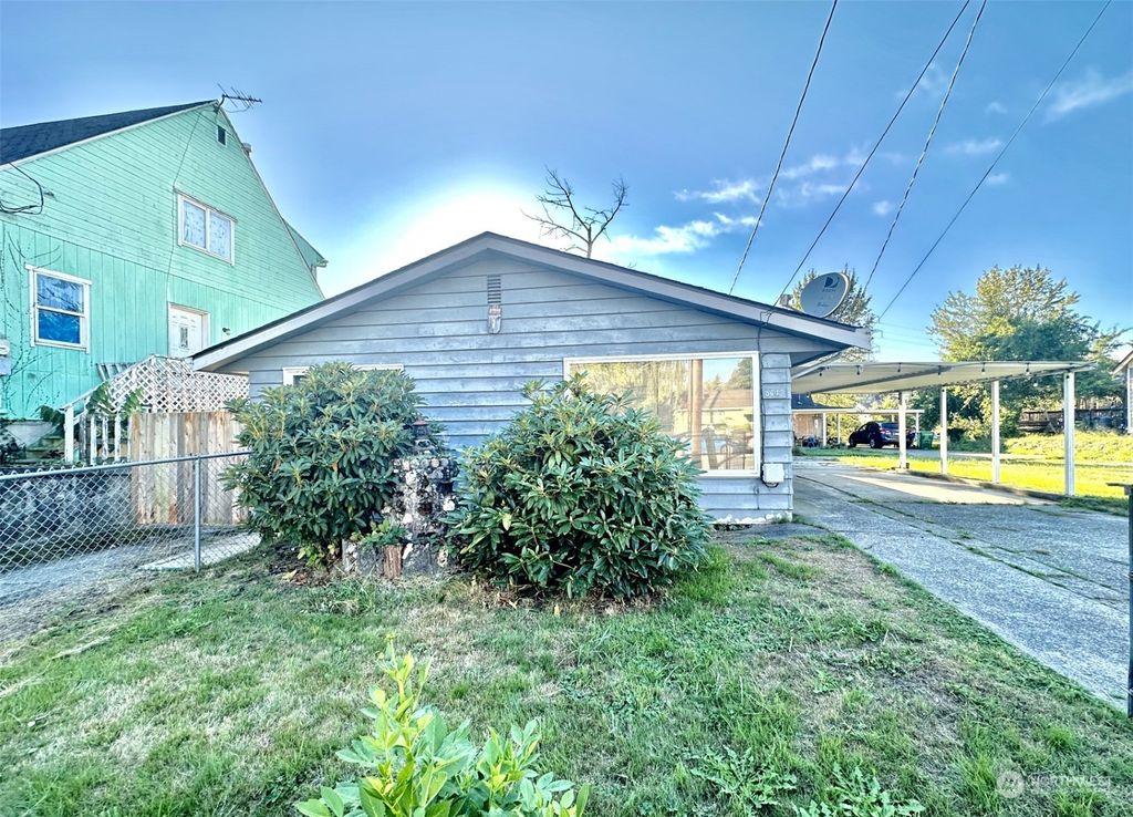 Photo of 8649 Renton Avenue S, Seattle, WA 98118 (MLS # 2310541)