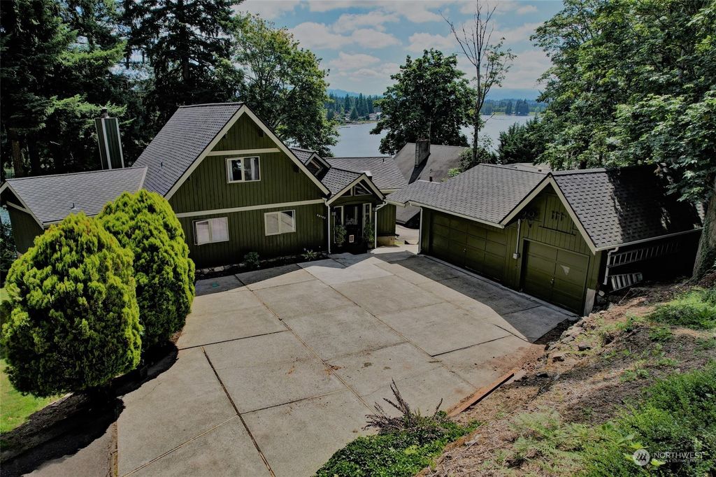 Photo of 26132 134 Avenue SE, Kent, WA 98042 (MLS # 2129538)