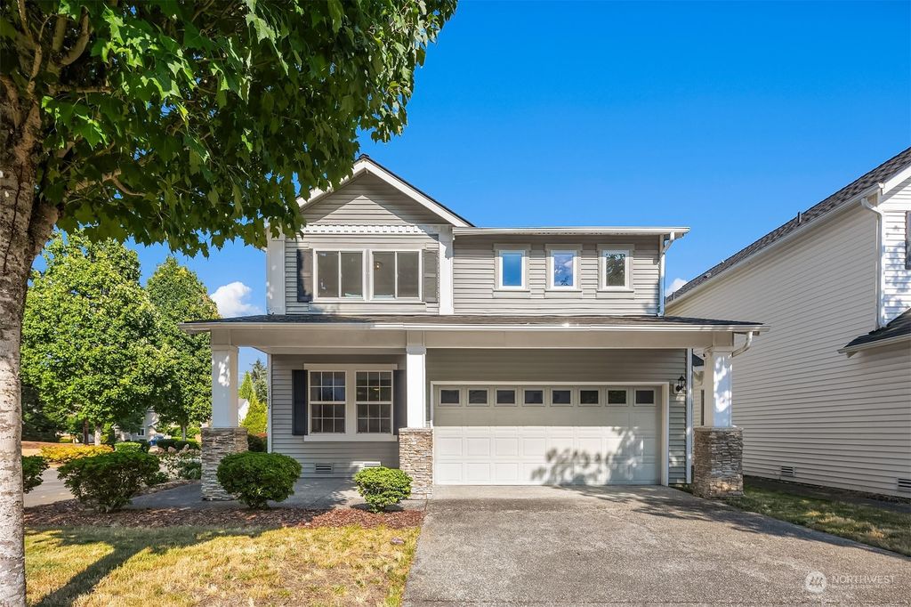 Photo of 17372 92nd Avenue NE, Bothell, WA 98011 (MLS # 2273791)