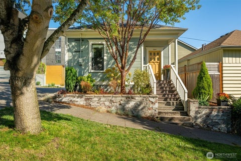 Photo of 2614 E John Street, Seattle, WA 98112 (MLS # 2576305)
