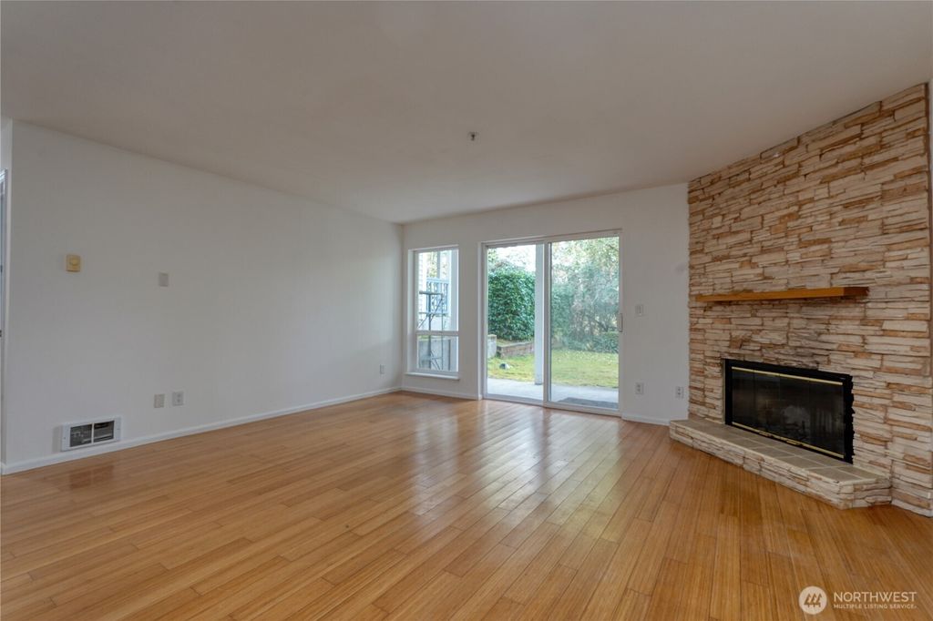 Photo of 2969 142nd Place SE #8, Bellevue, WA 98007 (MLS # 2395024)