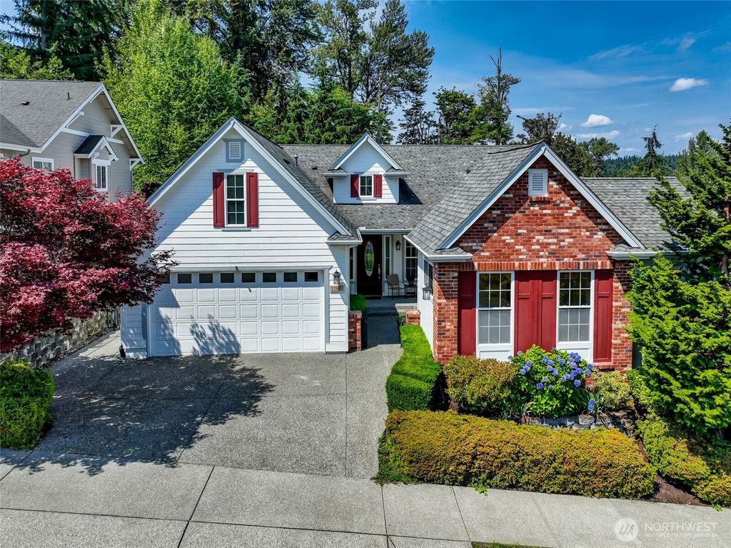Photo of 12441 Adair Creek Way NE, Redmond, WA 98053 (MLS # 2418217)
