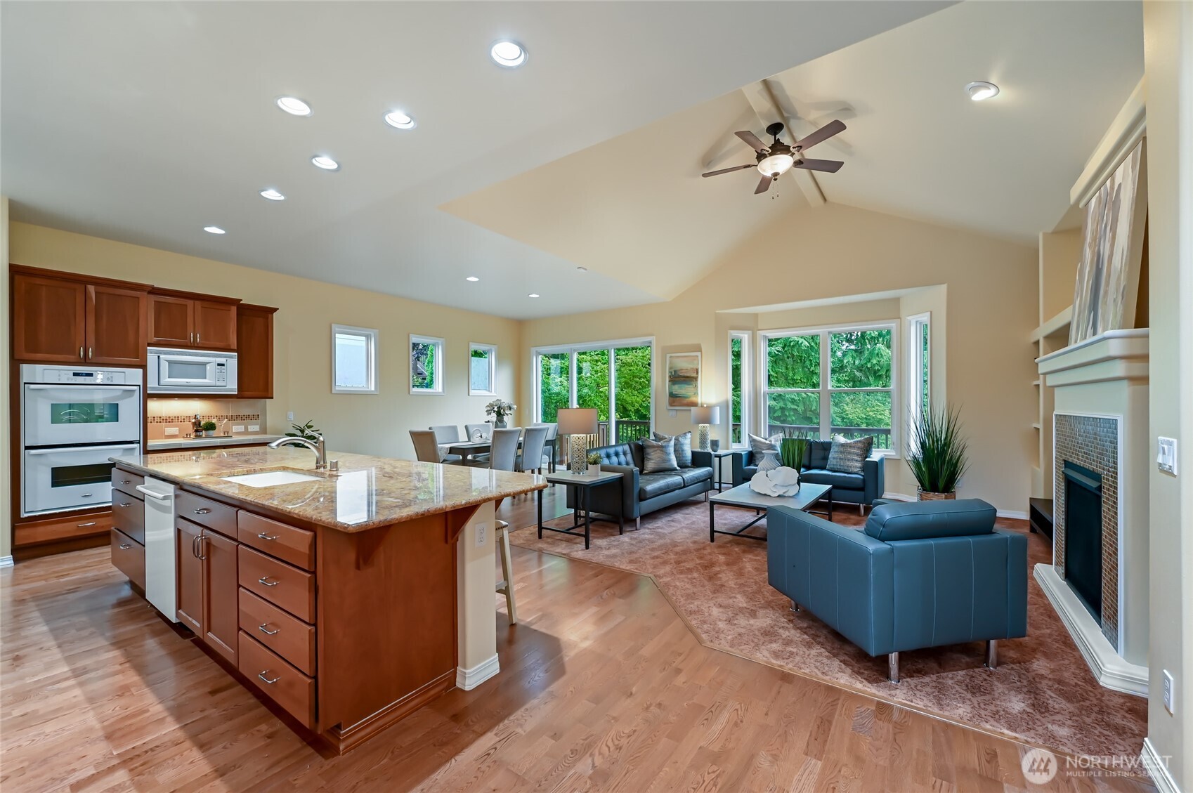 12441 Adair Creek Way NE