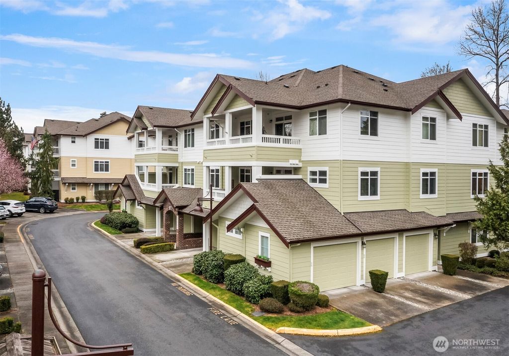 Photo of 23940 NE 115th Lane #202, Redmond, WA 98053 (MLS # 2484391)