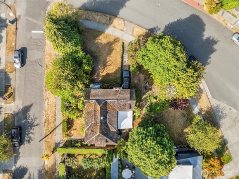 Photo of 5003 NE 41st Street, Seattle, WA 98105 (MLS # 2570417)