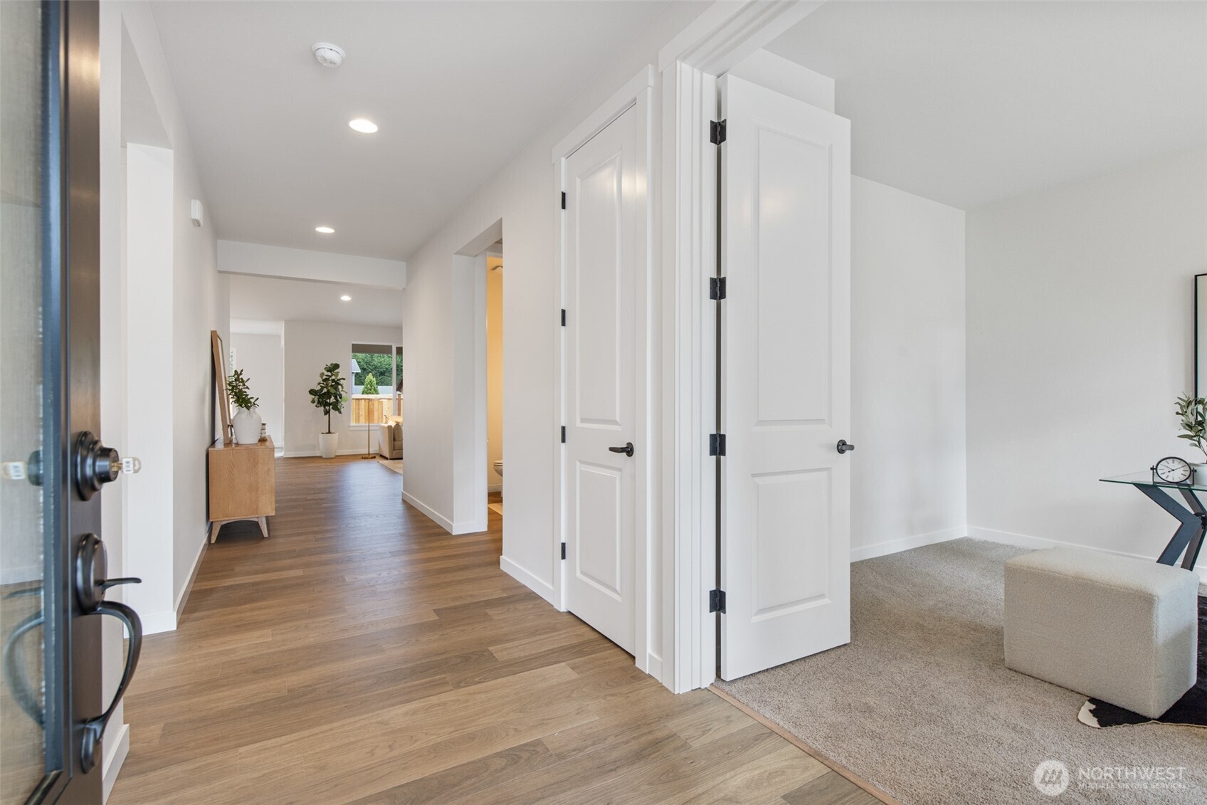 10116 Royal Valley Road NE