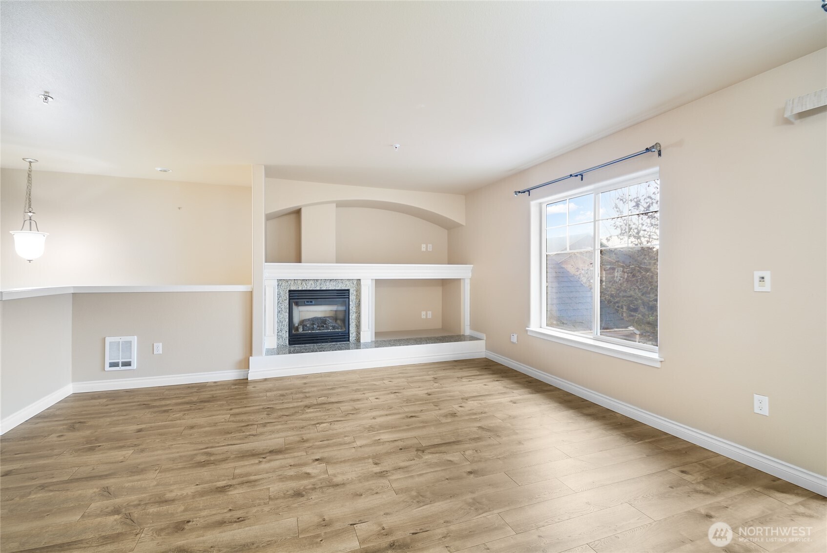 14611 50th Avenue NE M 203