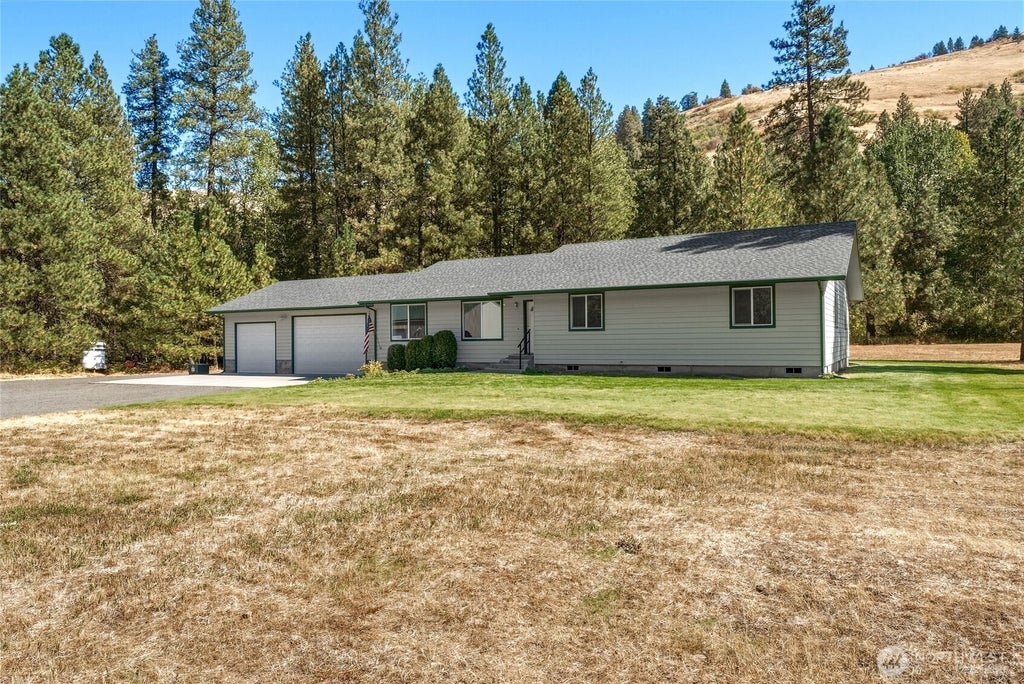 Photo of 623 South Touchet Road, Dayton, WA 99328 (MLS # 2585689)
