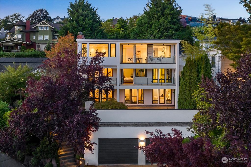 Photo of 116 Prospect Street, Seattle, WA 98109 (MLS # 2269133)