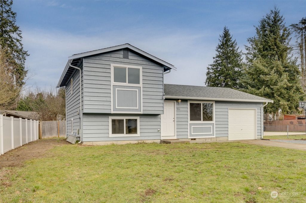 Photo of 5811 132nd Place NE, Marysville, WA 98271 (MLS # 2209810)