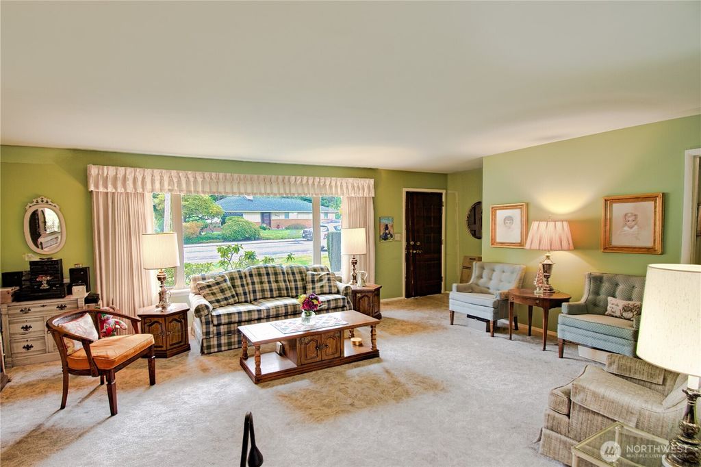 Photo of 5604 Beverly Lane, Everett, WA 98203 (MLS # 2442612)