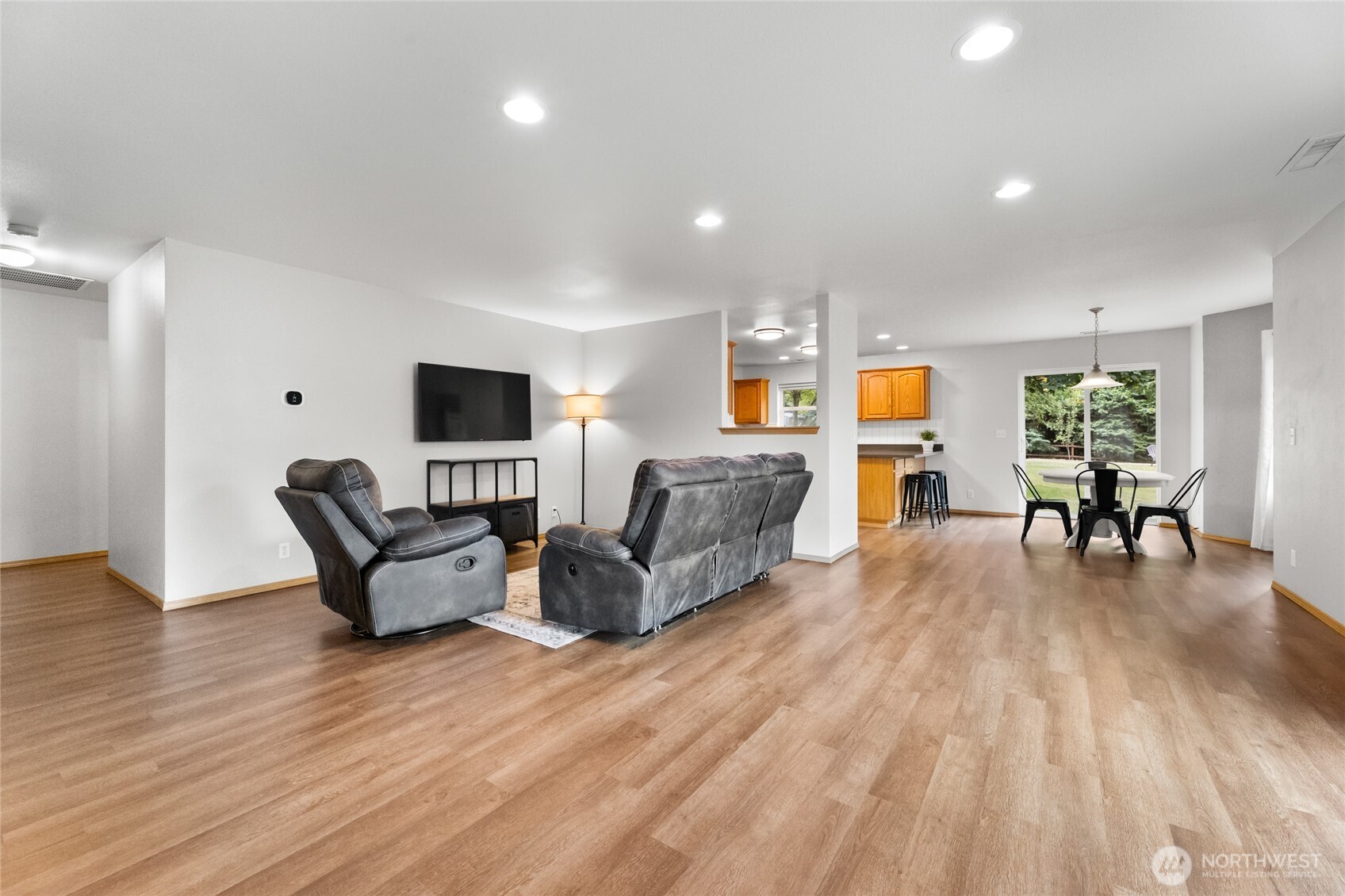 11606 209th Street E