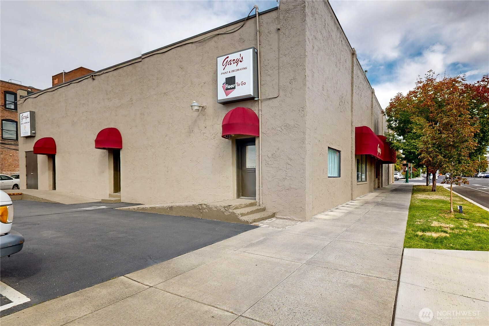 114 S 2nd Avenue
