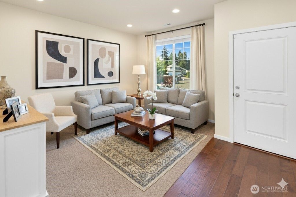 Photo of 5022 117th Street SE, Everett, WA 98208 (MLS # 2437612)