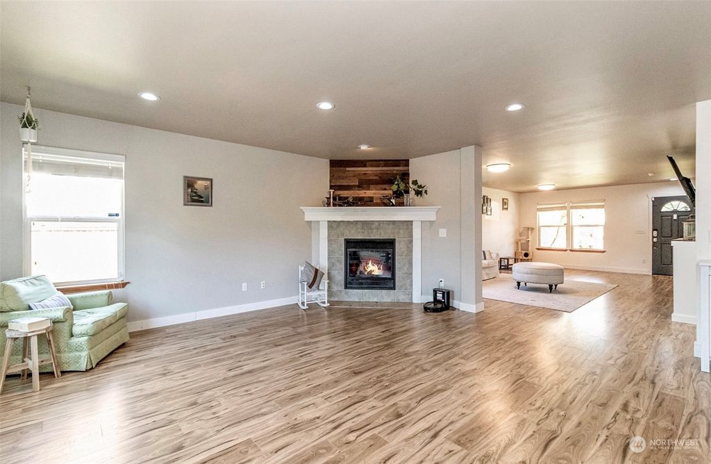 Photo of 20287 Horizon Way SE, Monroe, WA 98272 (MLS # 2042671)