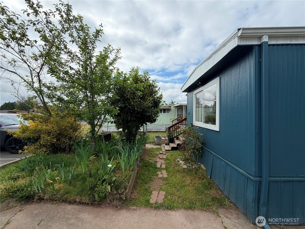 Photo of 24500 Russell Road #27, Kent, WA 98032 (MLS # 2521955)