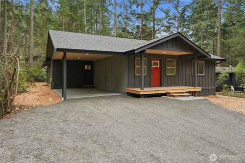 Photo of 11408 Laurel Place, Anderson Island, WA 98303 (MLS # 2500791)