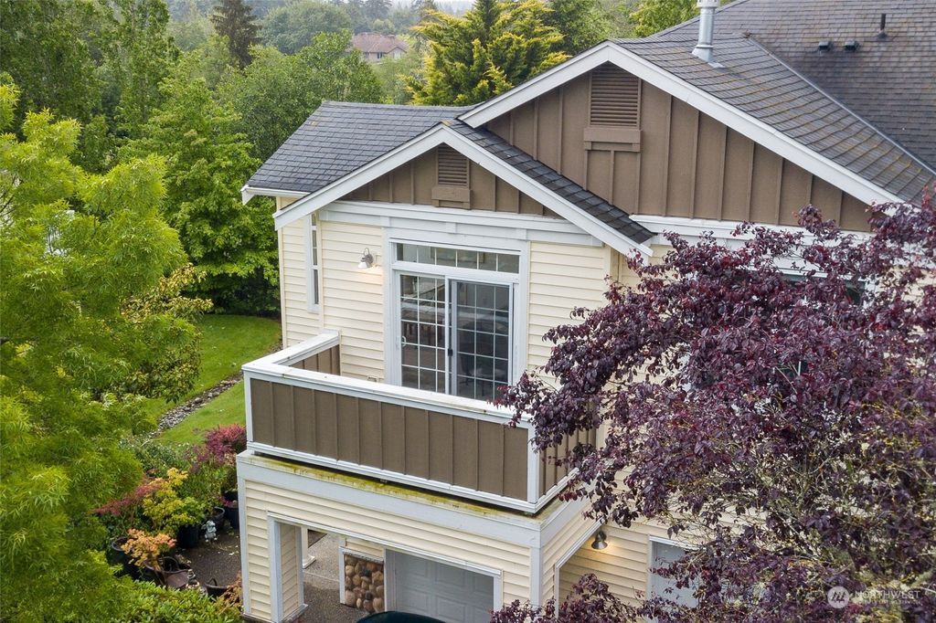 Photo of 1855 Trossachs Boulevard SE #2105, Sammamish, WA 98075 (MLS # 2246924)