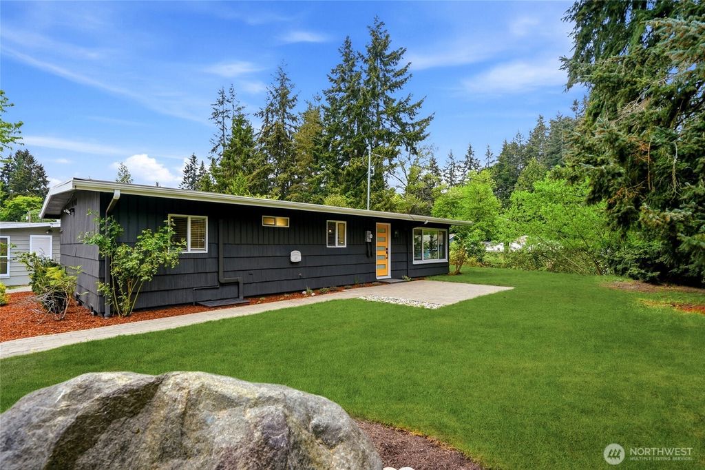 Photo of 22428 91st Ave AVE W, Edmonds, WA 98026 (MLS # 2519497)