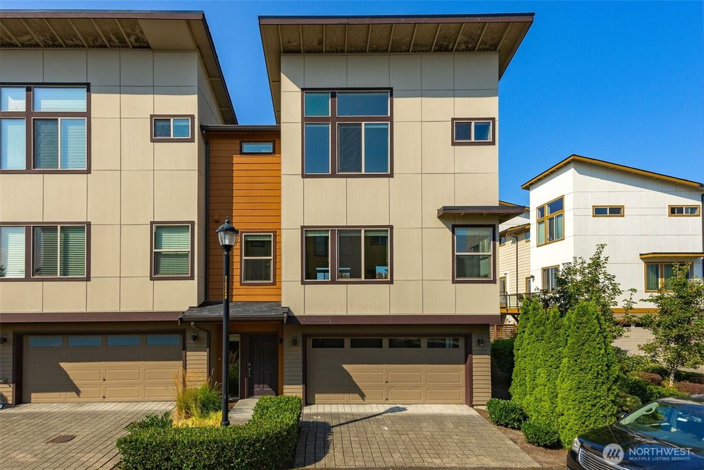 Photo of 315 Chelan Avenue NE, Renton, WA 98059 (MLS # 2435909)