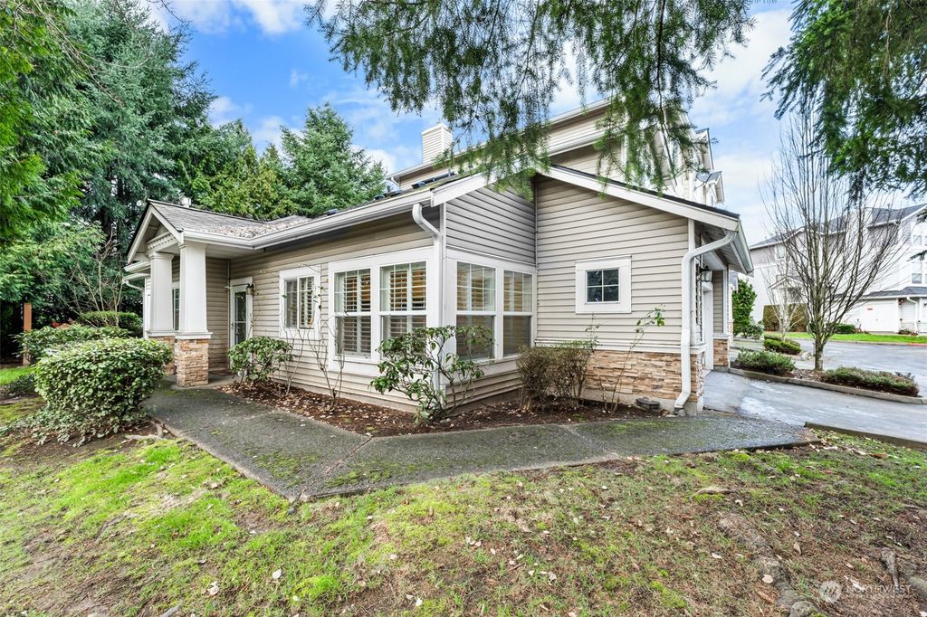 Photo of 5902 S 232nd Court #2-1, Kent, WA 98032 (MLS # 2198911)