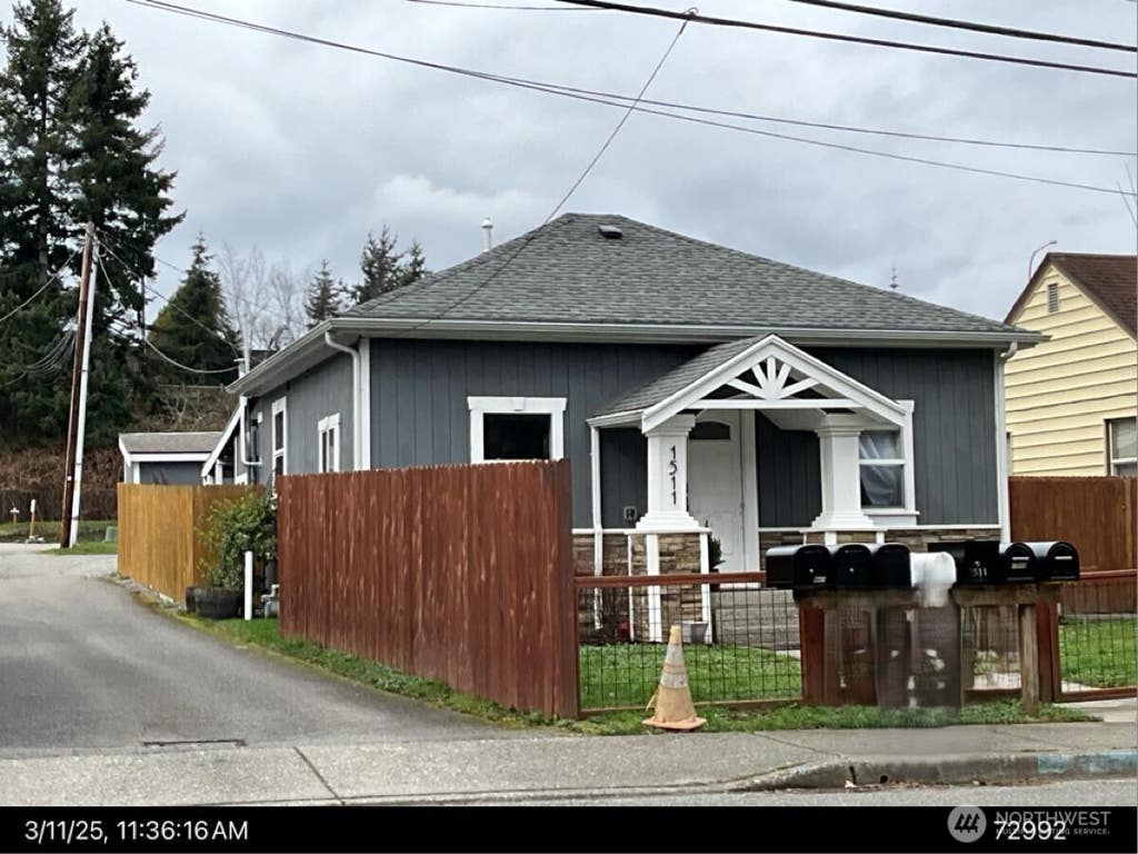 Photo of 1511 Lincoln ST, Bellingham, WA 98229 (MLS # 2570854)
