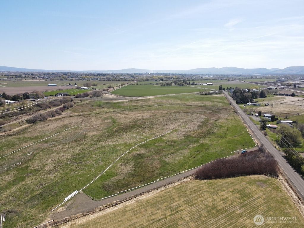 Photo of 8 xx Faust Road, Ellensburg, WA 98926 (MLS # 2508696)