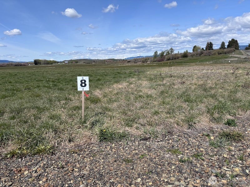 8 Faust Road