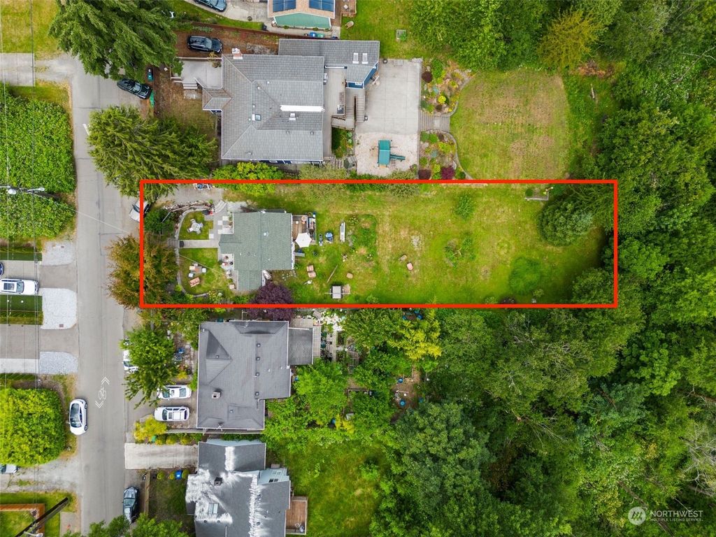 Photo of 5444 21st Avenue SW, Seattle, WA 98106 (MLS # 2255085)