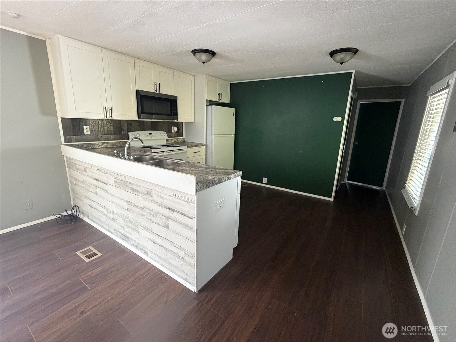 507 131st Street E 37