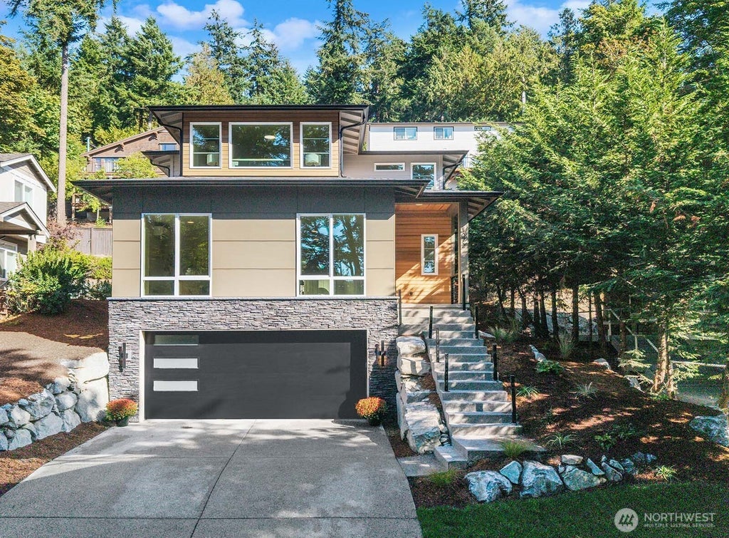 Photo of 1072 205th Avenue NE, Sammamish, WA 98074 (MLS # 2582396)