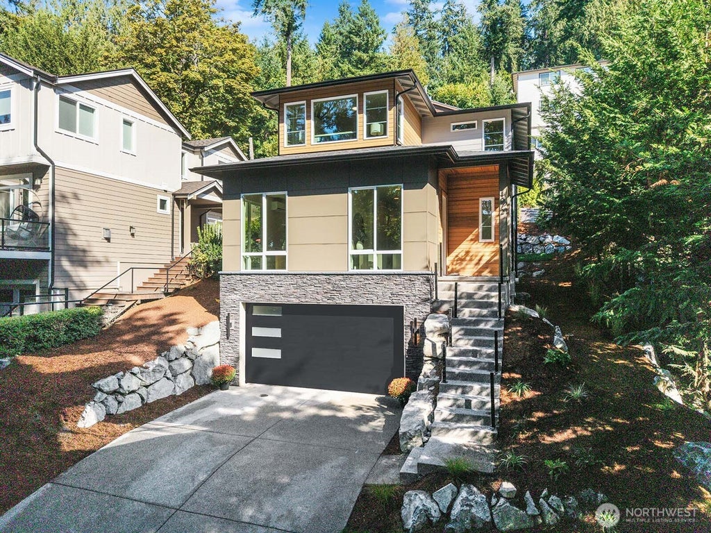 Photo of 1072 205th Avenue NE, Sammamish, WA 98074 (MLS # 2582396)