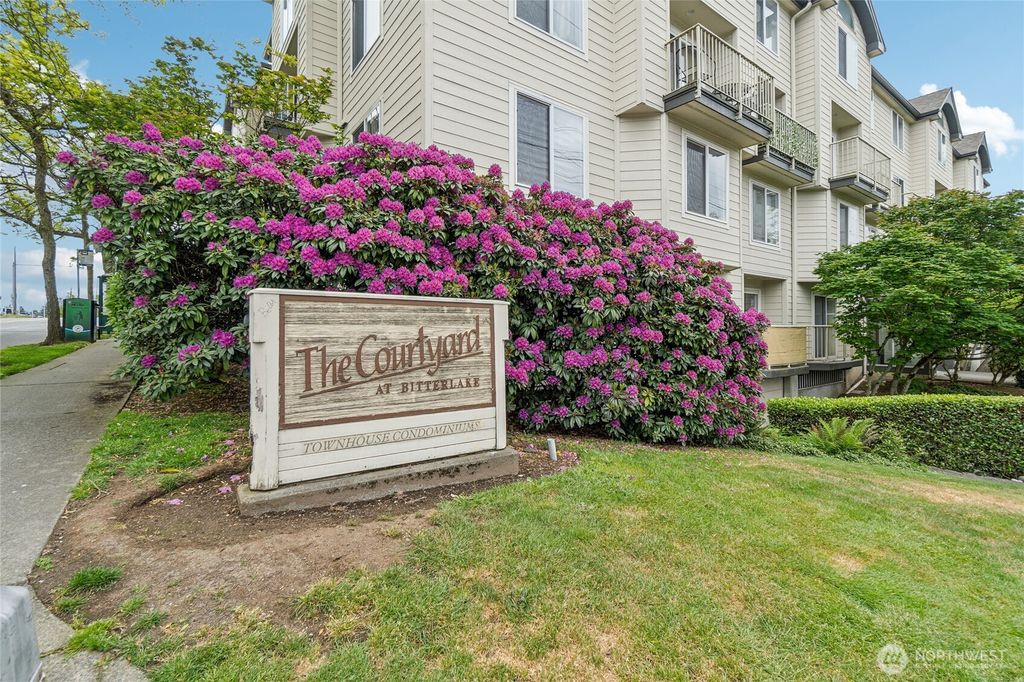 Photo of 903 N 130th Street #113, Seattle, WA 98133 (MLS # 2379504)