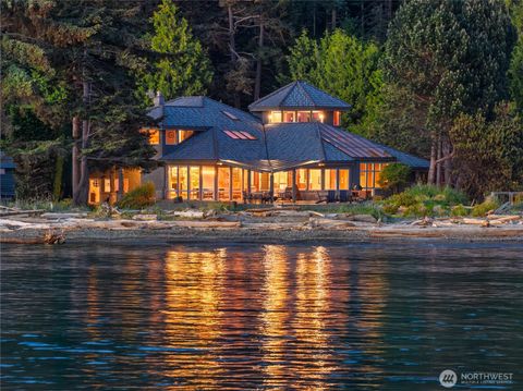 Photo of 11752 Esther Lane LN, Anacortes, WA 98221 (MLS # 2513935)