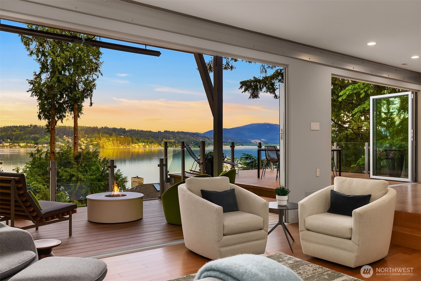 1606 W Lake Sammamish Parkway SE
