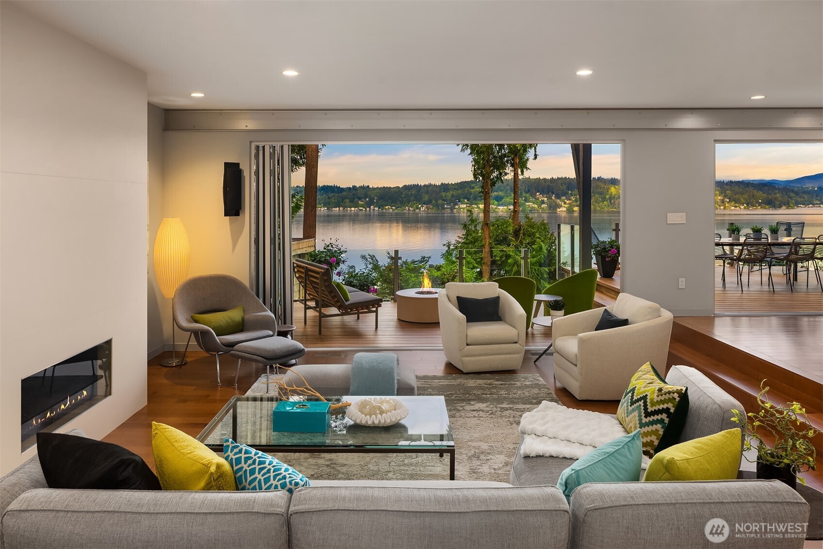 1606 W Lake Sammamish Parkway SE